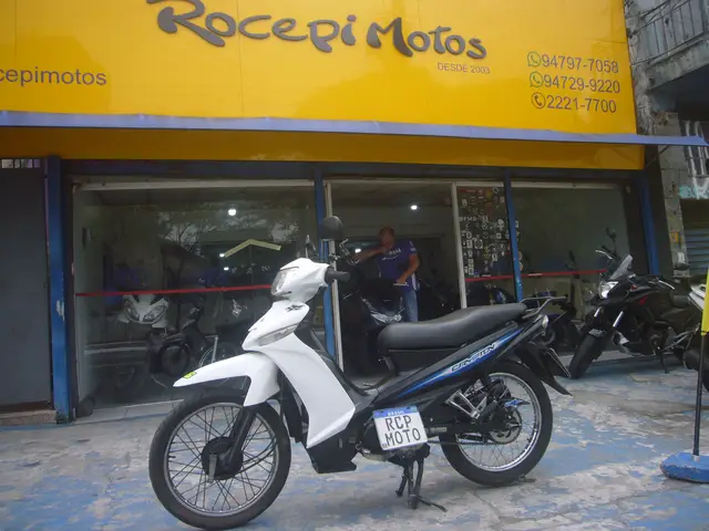 Moto Yamaha Crypton 115 2015 K