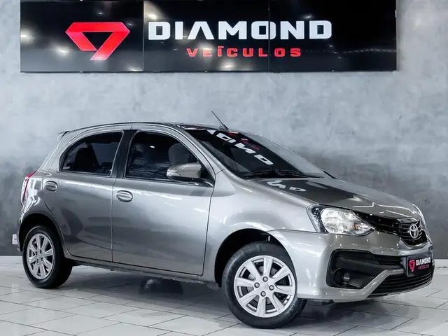 Carro Toyota Etios 2019 X Plus 1.5 (Flex)