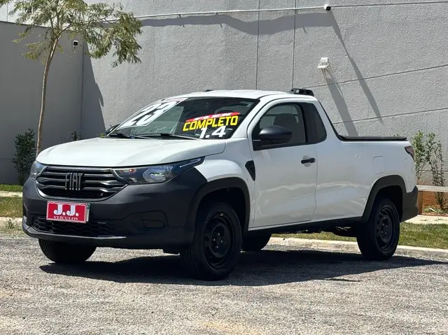 Carro Fiat Strada 2023 Endurance 1.4 Cabine Plus (Flex)