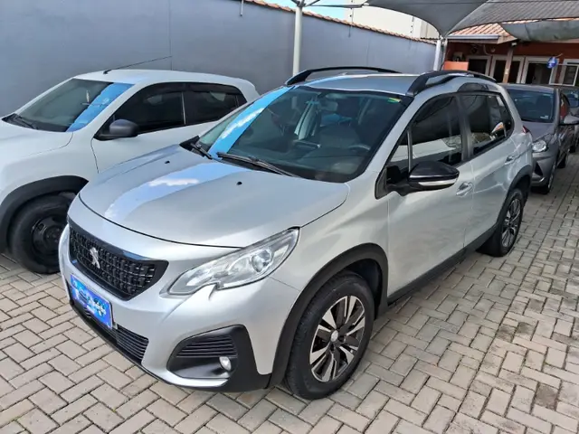 Carro Peugeot 2008 2022 Allure Pack 1.6