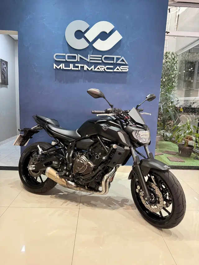 Moto Yamaha MT-07 2021 ABS
