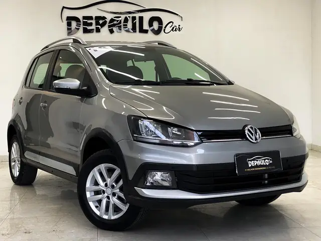Carro Volkswagen CrossFox 2016 1.6 16v MSI (Flex)