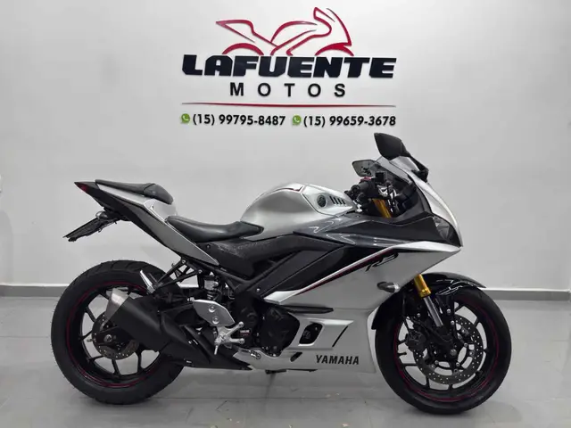 Moto Yamaha YZF R3 2021 (ABS)