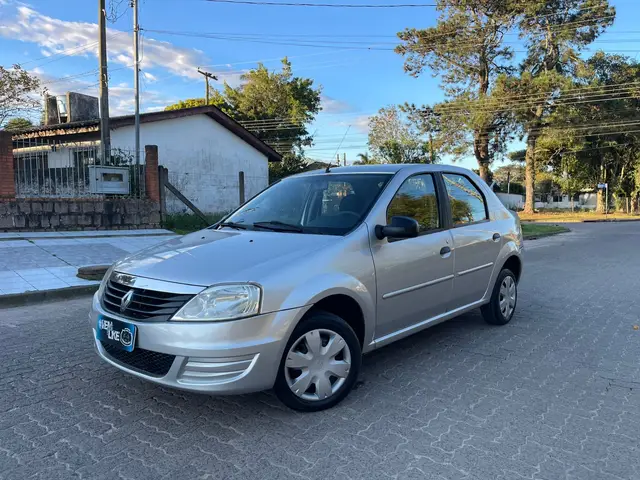 Carro Renault Logan 2012 Authentique 1.0 16V (flex)