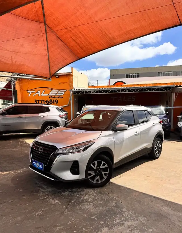 Carro Nissan Kicks 2023 Sense 1.6 (Flex) (Aut)