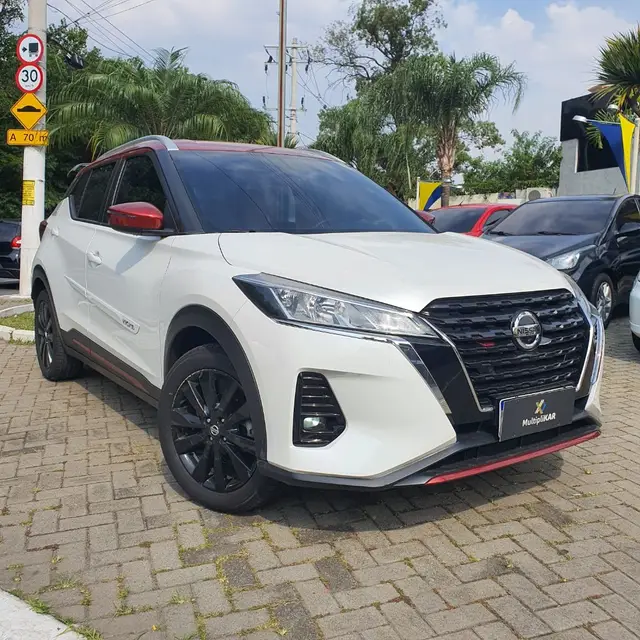 Carro Nissan Kicks 2022 XPlay 1.6 16V Flex Aut.