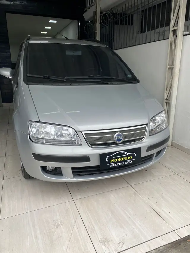 Carro Fiat Idea 2006 ELX 1.4 (Flex)