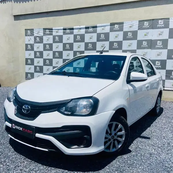 Carro Toyota Etios Sedan 2020 X 1.5 (Aut) (Flex)
