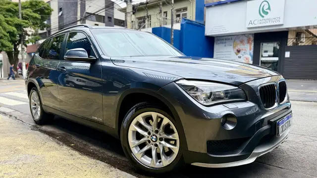Carro BMW X1 2015 2.0 sDrive20i Activeflex