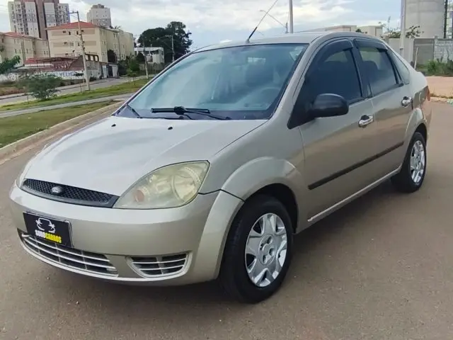Carro Ford Fiesta Sedan 2007 First 1.6 (Flex)
