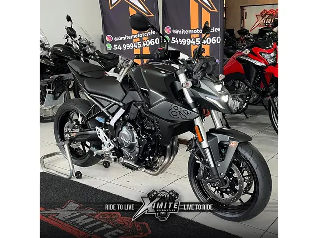 Moto Suzuki GSX-8S 2025 776 cc