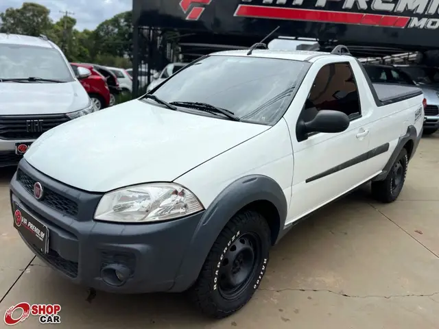 Carro Fiat Strada 2017 Hard Working 1.4 (Flex) (Cabine Dupla)