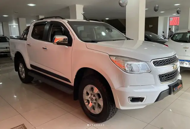 Carro Chevrolet S10 Cabine Dupla 2015 S10 LT 2.8 CTDi 4x2 (Cab Dupla)