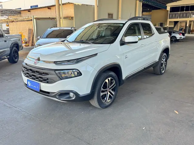 Carro Fiat Toro 2019 2.0 TDI Freedom Auto 4WD (Diesel)
