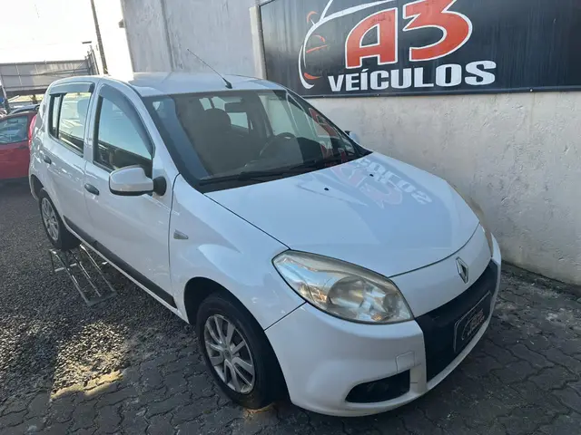 Carro Renault Sandero 2013 Expression 1.0 16V (flex)