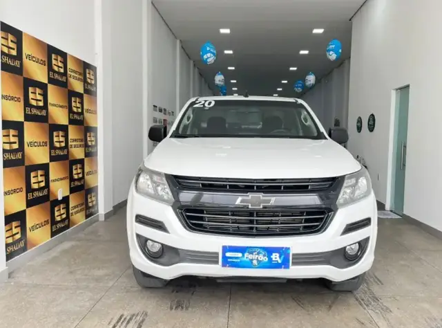 Carro Chevrolet S10 Cabine Simples 2021 S10 2.8 CTDi Chassi Cabine LS 4WD