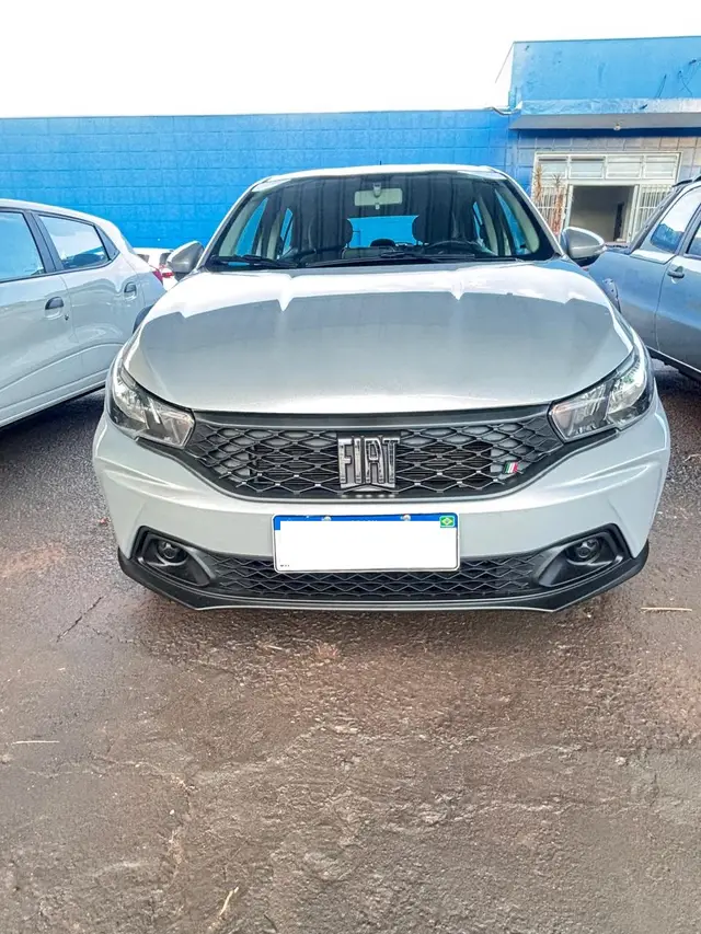Carro Fiat Argo 2025 Drive 1.0
