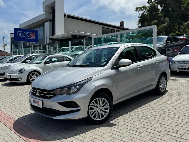 Carro Fiat Cronos 2023 Drive 1.3 (Flex) AT