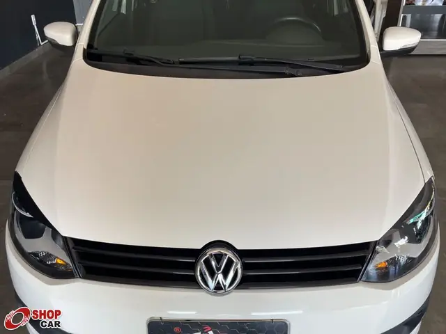 Carro Volkswagen Fox 2014 1.6 VHT I-Motion (Flex)