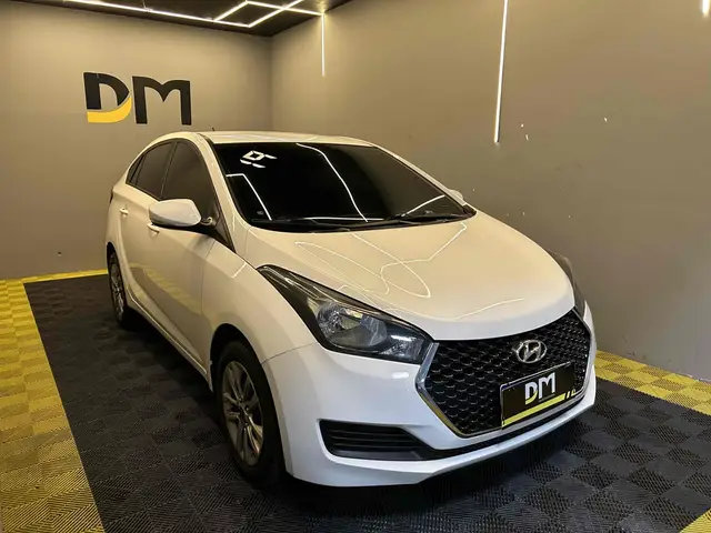 Carro Hyundai HB20S 2019 1.0 Comfort Plus (Flex)