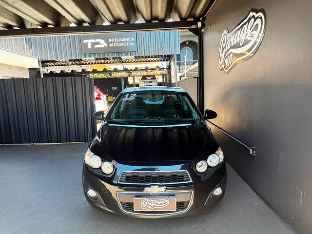 Carro Chevrolet Sonic Sedan 2012 LTZ (Aut)