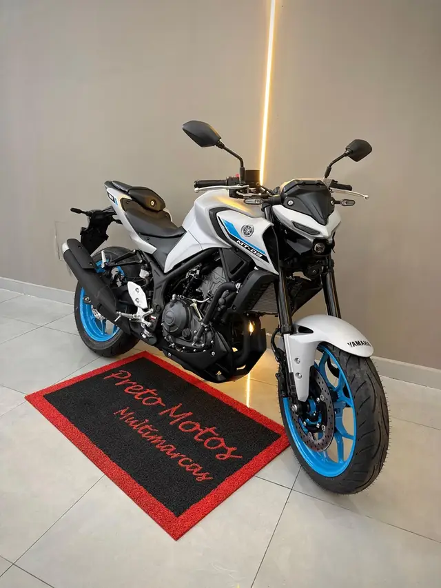Moto Yamaha MT-03 2026 Connected