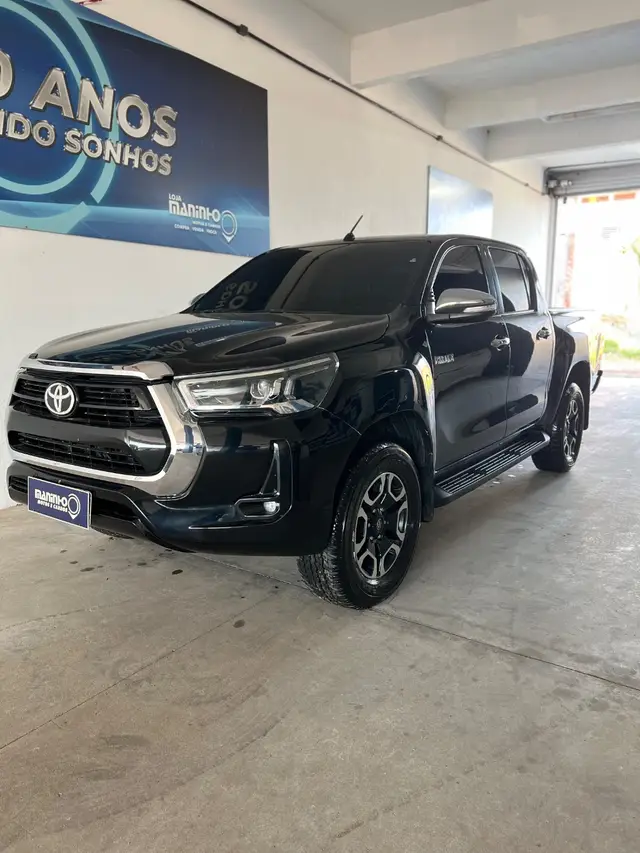 Carro Toyota Hilux Cabine Dupla 2016 Hilux 2.8 TDI SRX CD 4x4 (Aut)