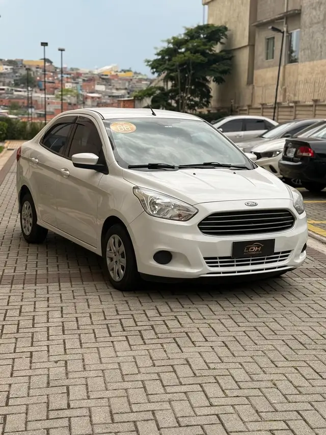 Carro Ford Ka Sedan 2015 SE 1.5 16v (Flex)
