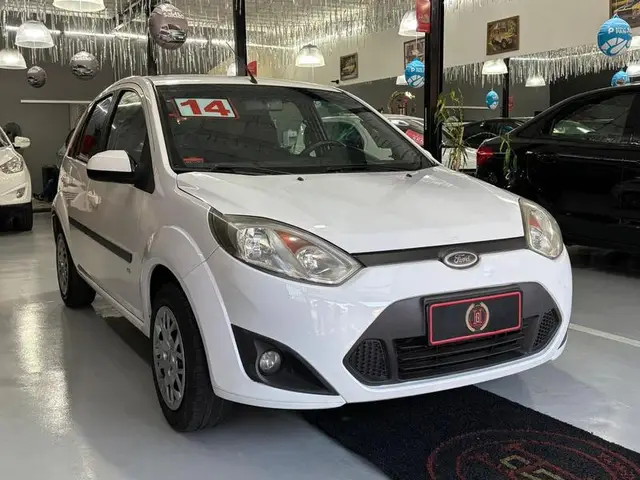 Carro Ford Fiesta Hatch 2014 SE 1.0 RoCam (Flex)