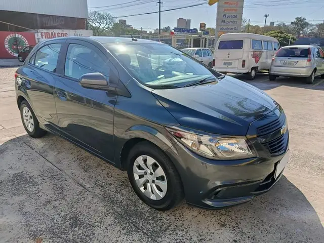 Carro Chevrolet Onix 2019 1.0 LT SPE/4