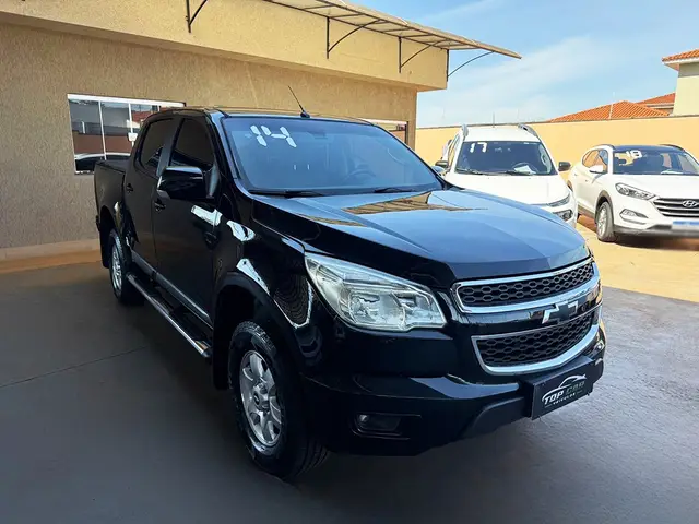 Carro Chevrolet S10 Cabine Dupla 2014 S10 2.8 CTDi 4x2 LT (Cab Dupla)