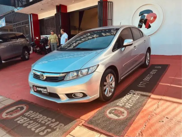 Carro Honda Civic 2014 New  LXR 2.0 i-VTEC (Aut) (Flex)