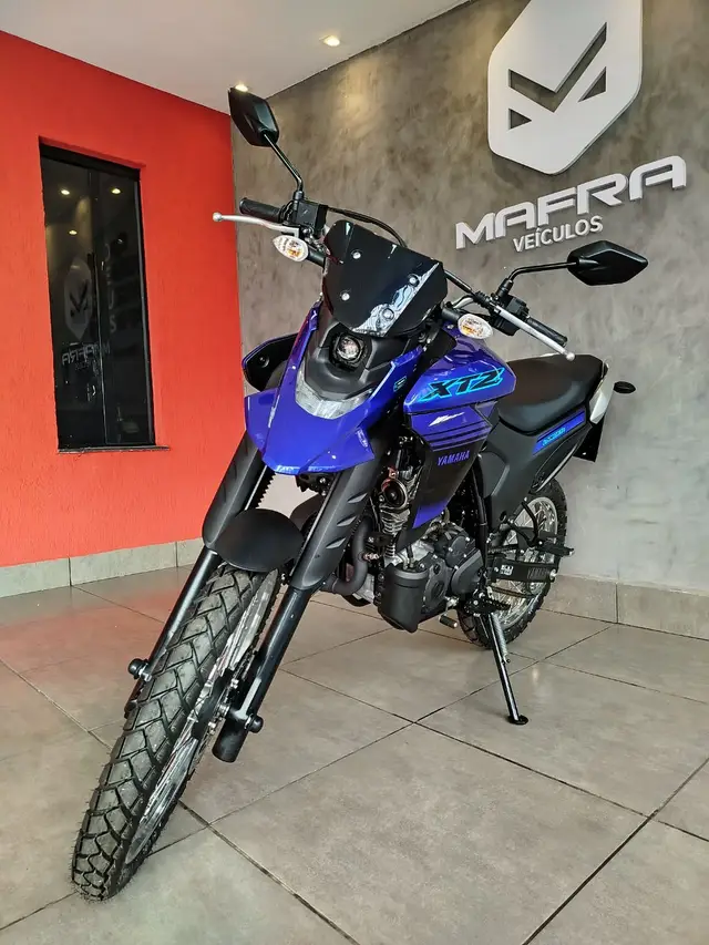 Moto Yamaha XTZ 250 Lander 2025 Connected
