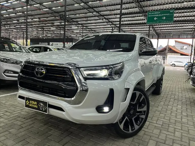 Carro Toyota Hilux Cabine Dupla 2024 SRX 4x4 2.8 Diesel
