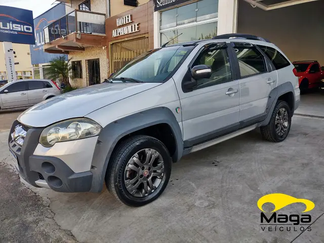 Carro Fiat Palio Weekend 2012 Adventure 1.8 16V (Flex)