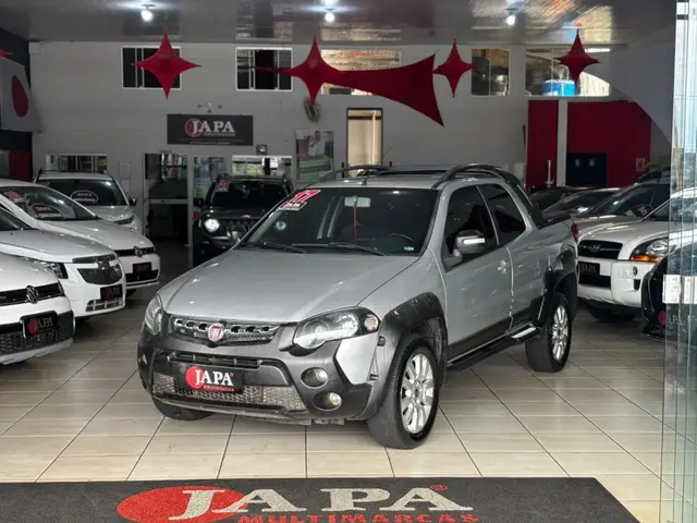 Carro Fiat Strada 2017 Adventure 1.8 16V (Flex) (Cabine Dupla)