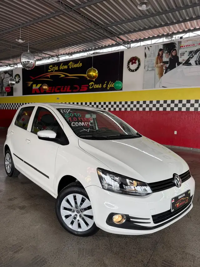 Carro Volkswagen Fox 2016 1.0 MPI Trendline (Flex)