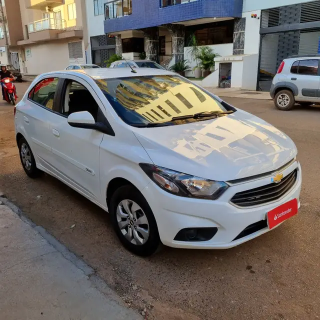 Carro Chevrolet Onix 2017 1.0 LT SPE/4