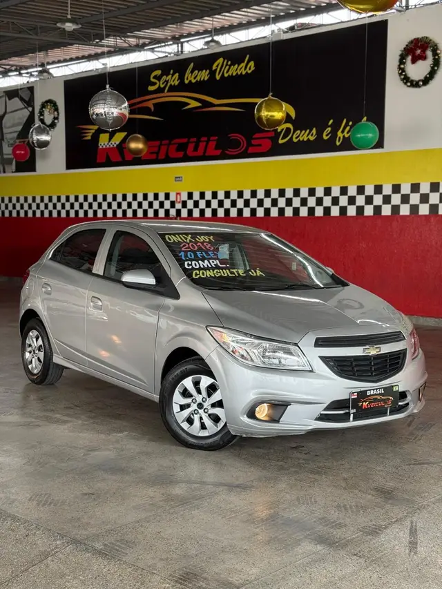 Carro Chevrolet Onix 2018 1.0 Joy SPE/4