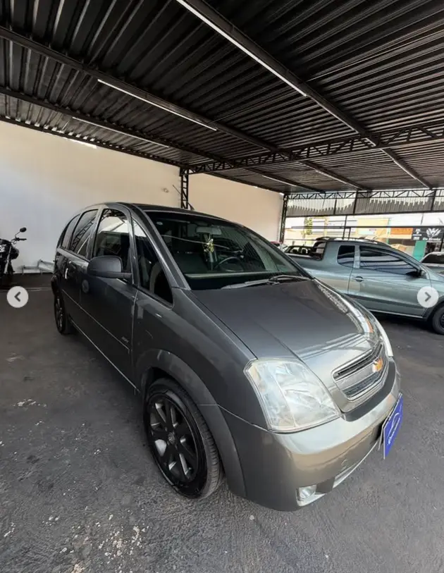 Carro Chevrolet Meriva 2011 Joy 1.4 (Flex)
