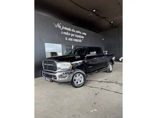 Carro Ram 3500 2022 Laramie 6.7