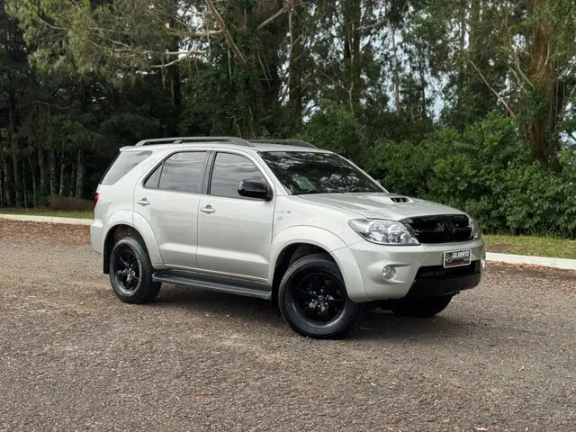 Carro Toyota Hilux SW4 2008 SRV 4x4 3.0 Turbo  (aut)