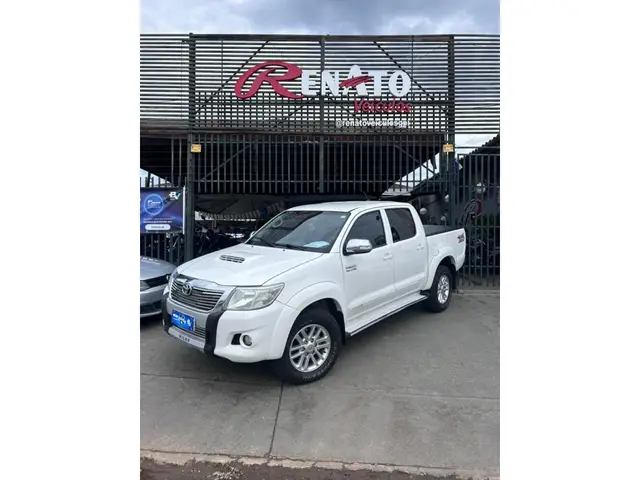 Carro Toyota Hilux Cabine Dupla 2014 Hilux 2.7 SRV CD 4x4 (Flex) (Aut)
