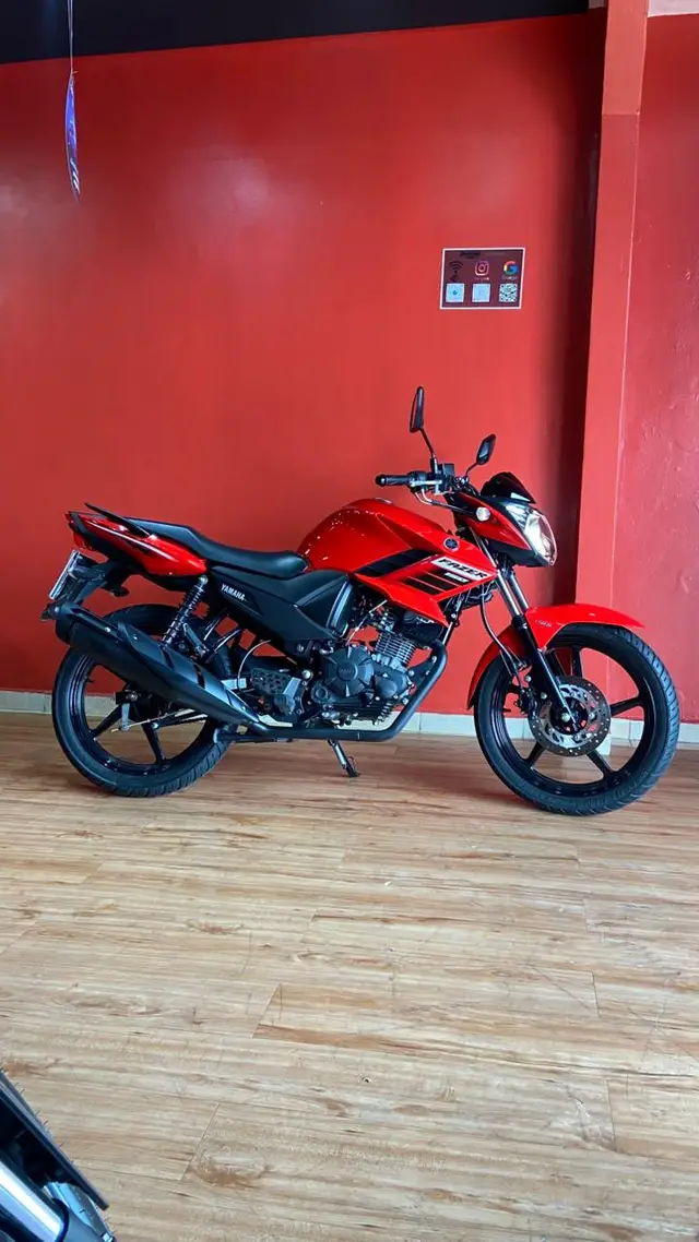 Moto Yamaha YS 150 Fazer 2025 UBS