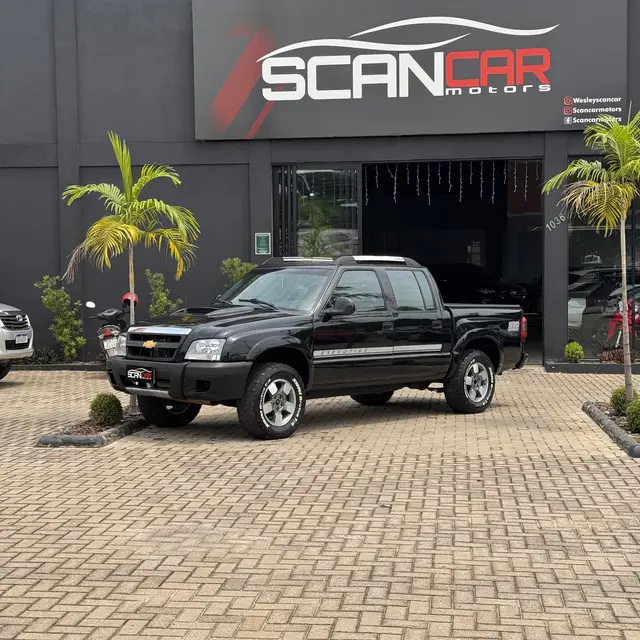 Carro Chevrolet S10 Cabine Dupla 2011 S10 Executive 4x2 2.4 (Flex) (Cab Dupla)