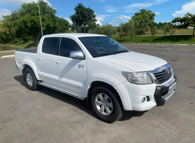Carro Toyota Hilux Cabine Dupla 2015 Hilux 2.7 SRV CD 4x2 (Flex) (Aut)