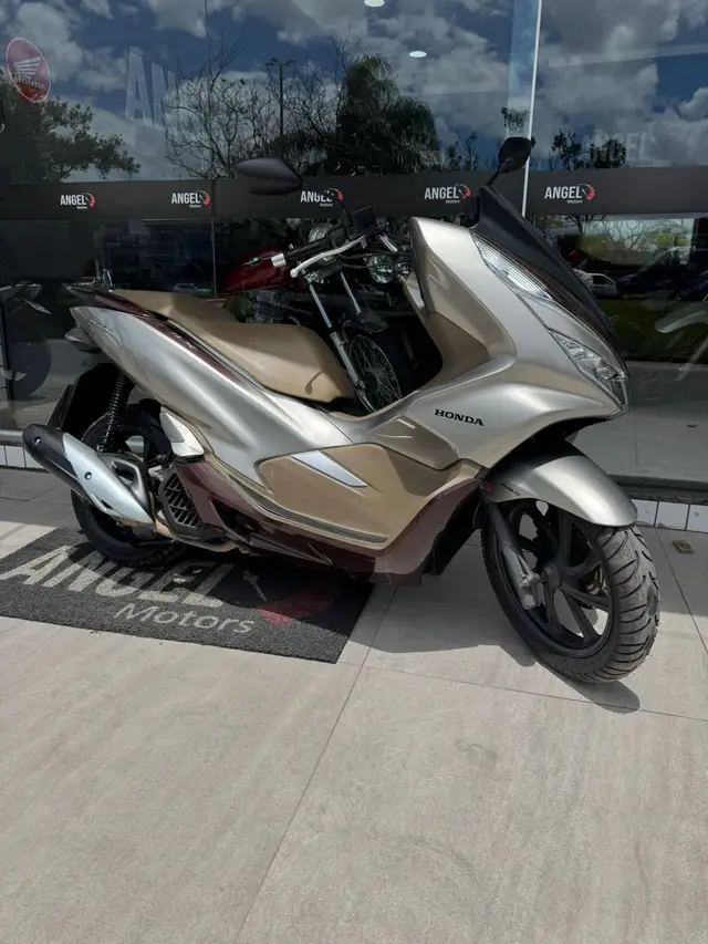 Moto Honda PCX 150 2022 DLX