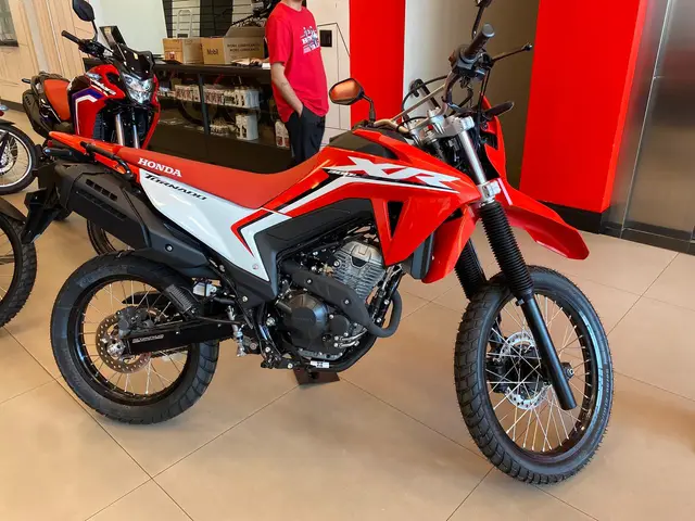 Moto Honda XR 300L 2026 Tornado