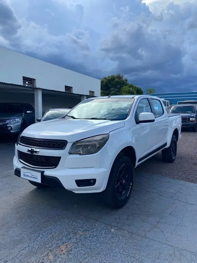 Carro Chevrolet S10 Cabine Dupla 2014 S10 2.8 CTDi 4x2 LT (Cab Dupla) (Aut)