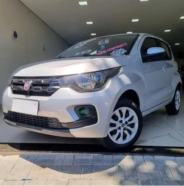 Carro Fiat Mobi 2018 FireFly Drive 1.0 (Flex)